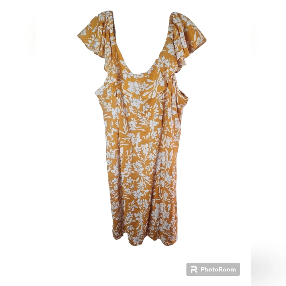 Taylor Street women's ruffle sleeves smocked gold and white floral dress size 3X